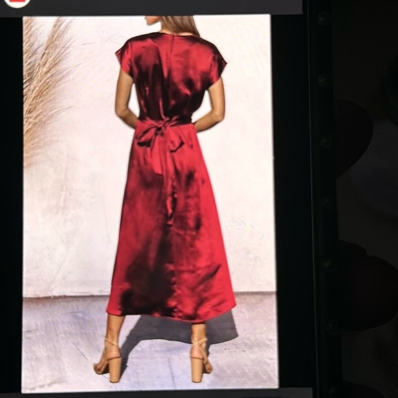 Abs dress so beautiful and silky soft - Picture 1 of 3